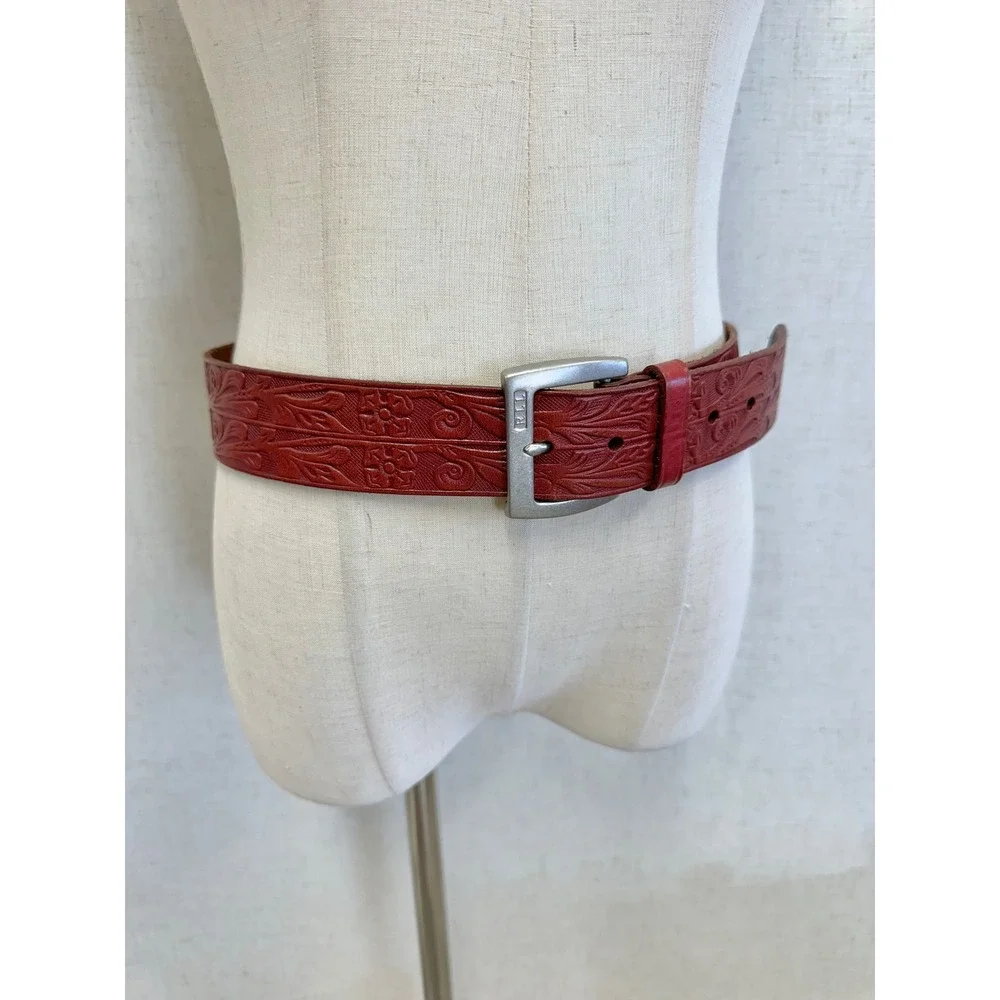 Lauren Ralph Lauren Floral Tooled Embossed Red Leather Belt Size Medium